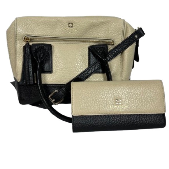 kate spade Handbags - kate spade Cream and Black Pebbled Leather Crossbody with Matching Wallet